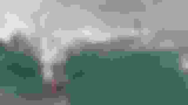 الأمواج العملاقة: التجديف والسحب