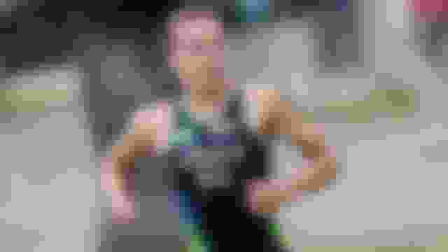 Djenyfer Arnold fatura o ouro no Campeonato Pan-Americano de Triatlo Calima 2025