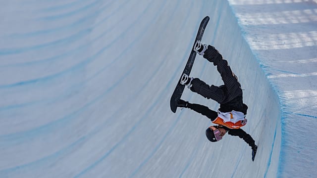 Lee Chaeun (KOR) makes his ‘dream come true’ with snowboard halfpipe victory