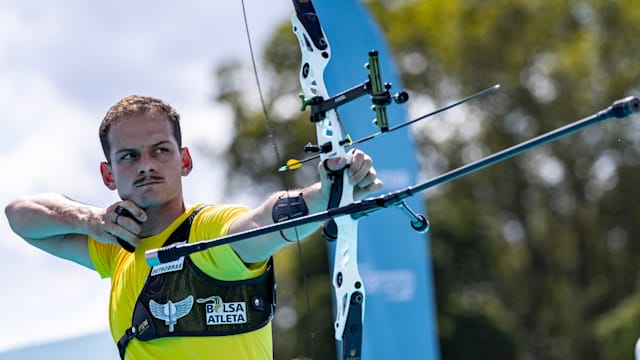 Marcus D'Almeida é bronze na etapa de Paris da Copa do Mundo de Tiro com Arco