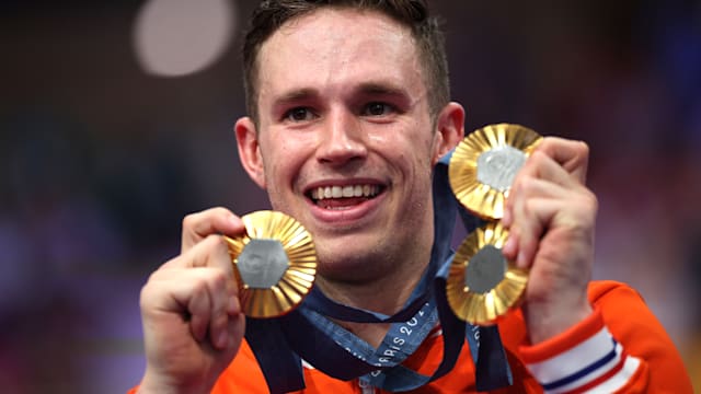 Harrie ‘Hat-trick’ Lavreysen wins third gold after huge crash in men’s keirin final