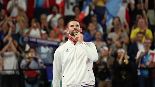 Para badminton - Lucas Mazur's crazy day, double medallist in a matter of hours, inc...