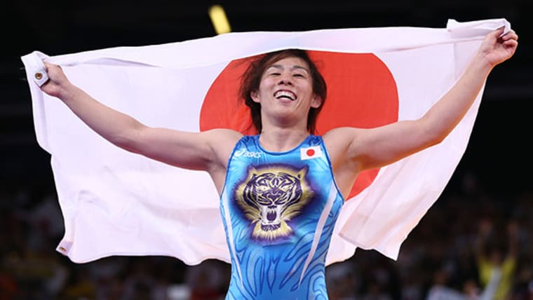 Saori Yoshida, la lutteuse qui ne connait pas la défaite