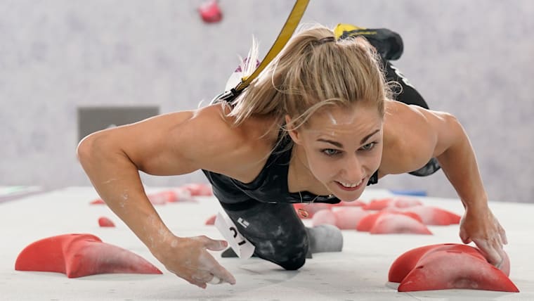 Aleksandra Miroslaw, recordwoman du monde, révèle les secrets de l’escalade de vites...