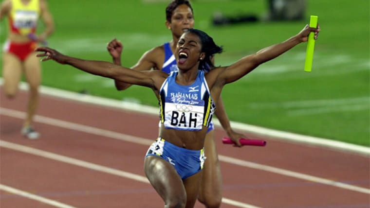Les Bahaméennes se retrouvent et décrochent l'or du 4 x 100 m