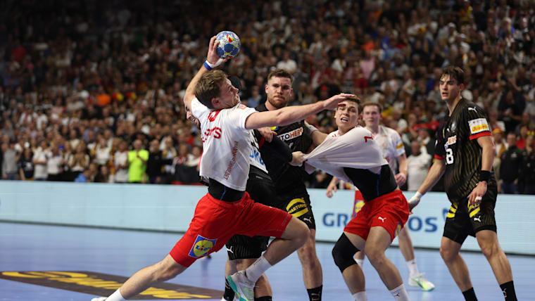 Handball Heim-EM: Deutschland verliert im Halbfinale gegen Dänemark