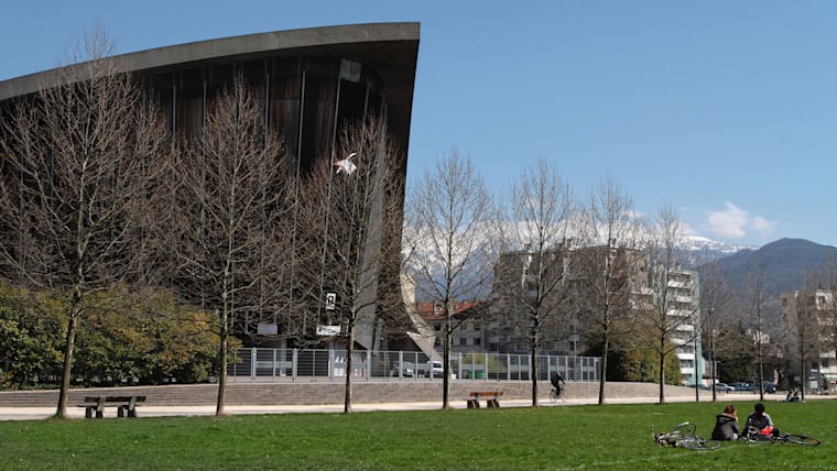 Le Palais des Sports, anciennement appelé Stade Olympique de Glace, situé dans le parc Paul Mistral, a servi de stade pour les épreuves de hockey sur glace et de patinage artistique lors des Jeux Olympiques d'hiver de 1968