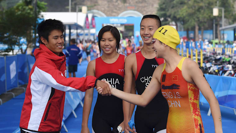Mixing it up: When Triathlon mixed relay thrilled Singapore 2010