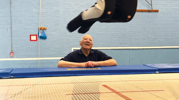 Peter Quinney, 91, coaches young gymnast at Spire Heights Trampoline Club