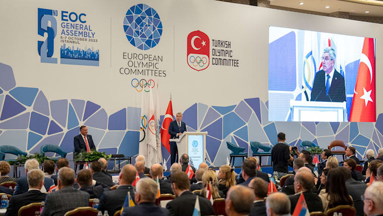 Le président du CIO se penche sur l'avenir du sport olympique lors de l'assemblée des COE à Istanbul
