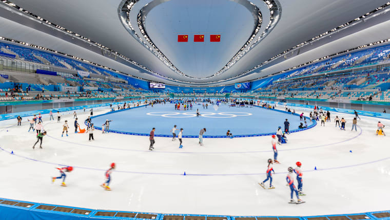 03.1 China develops its sporting infrastructure