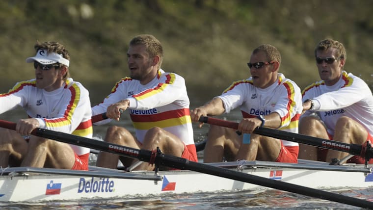 Olaf Tufte (second from right; NOR, rowing) and the 'great eight' rowing team.