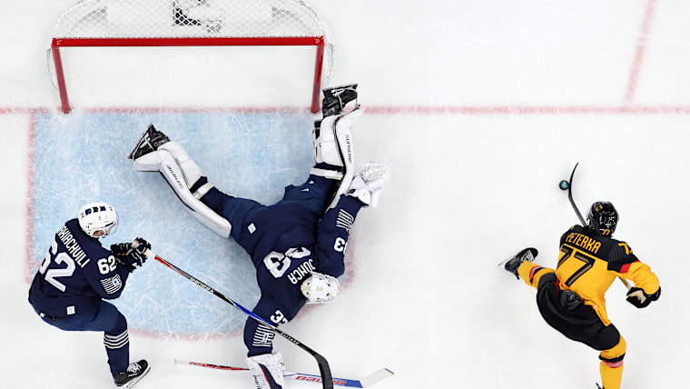 Fanion IIHF – Hockey Sur Glace – Fédération Internationale – Occasion