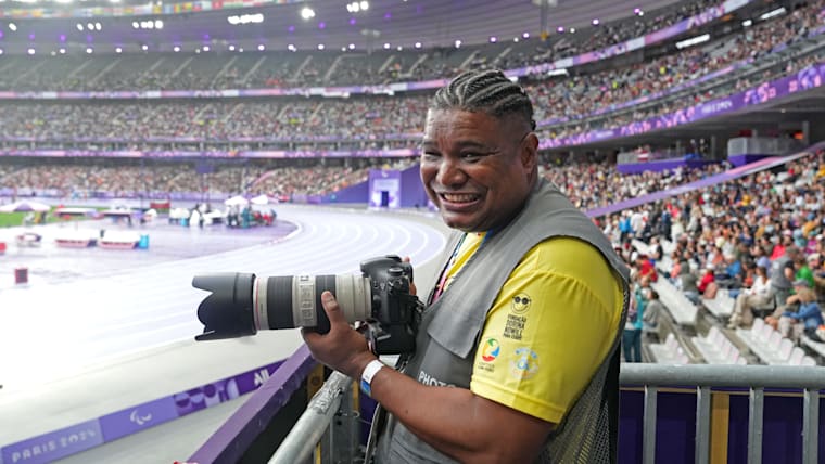 Fotógrafo cego João Maia transforma percepção em grandes imagens de Paris 2024