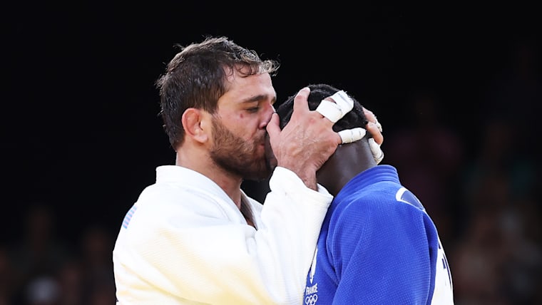 Hidayat Heydarov (White) of Team Azerbaijan and Joan-Benjamin Gaba (Blue) of Team France