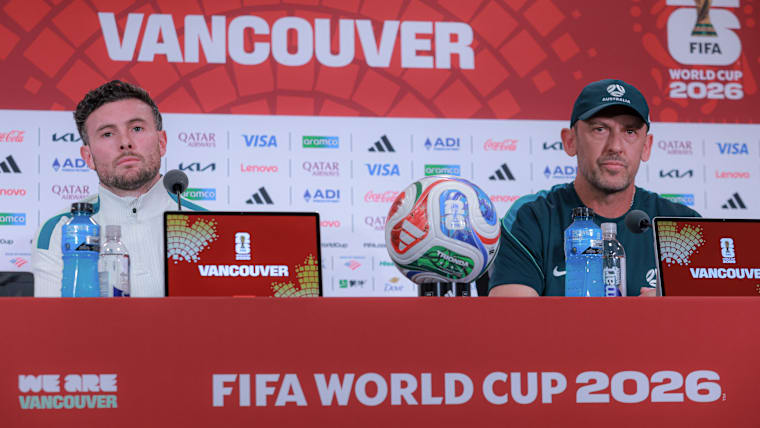 Aiden O’Neill (left) and Tony Popovic, Head Coach of Australia