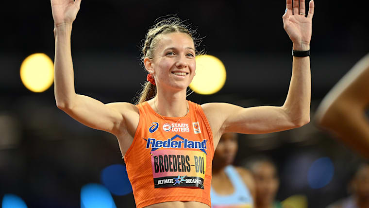 Femke Broeders-bol of Team Netherlands waves as she prepares to compete in the Women's 800 Metres Semi-Final Heat 2 during Day 1 of the World Athletics Ultimate Championship at National Athletics Centre on September 11, 2026 in Budapest, Hungary. 