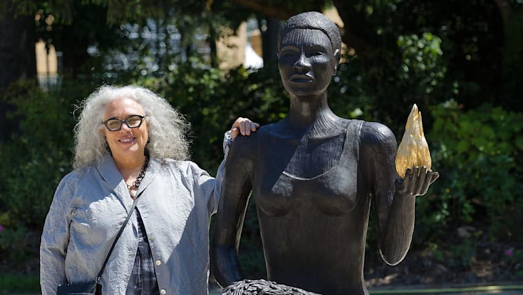 International Olympic Committee and City of Paris inaugurate Olympic Sculpture
