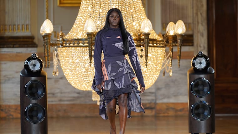 Daryll Neita walks the runway during London Fashion Week 