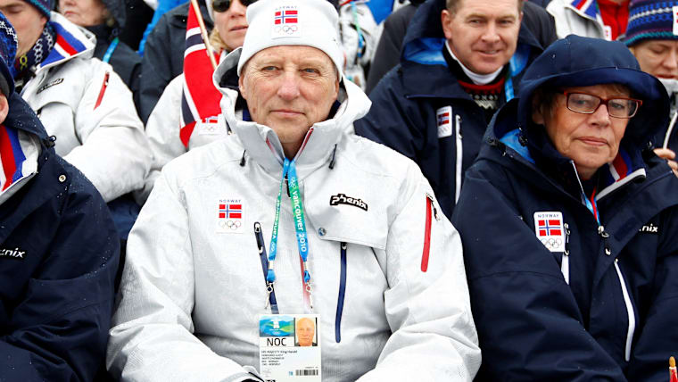 King Harald V (NOR, sailing)