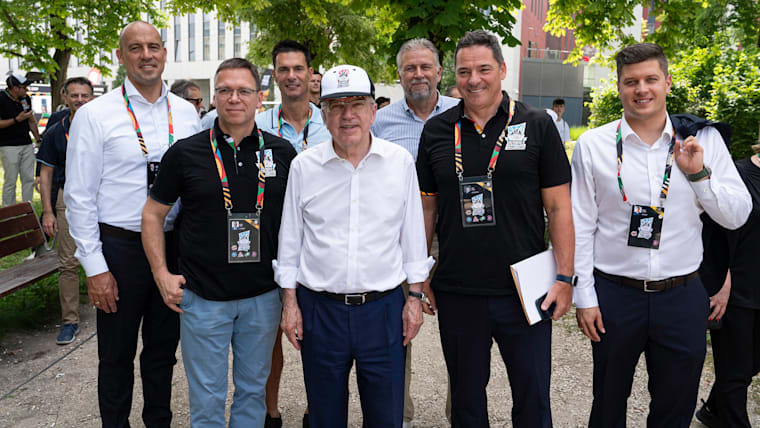 Visite de Thomas Bach, président du CIO, à Budapest pour la dernière étape des Olympic Qualifier Series