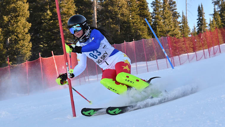 En route pour Lausanne 2020 avec Ana Noelle Reynado Wahleithner, en passe de devenir la première Philippine à participer aux JOJ en sports d'hiver 