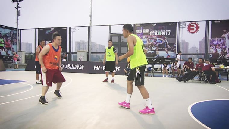 Beyond streetball: كرة السلة 3×3 في نانجينغ 2014
