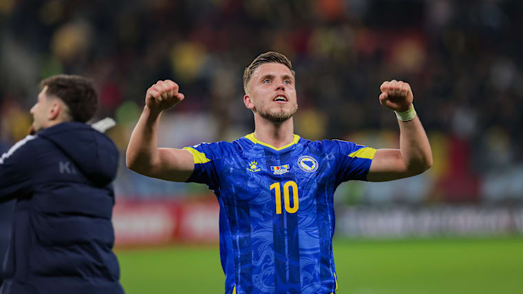 Ermedin Demirović (BIH, football)