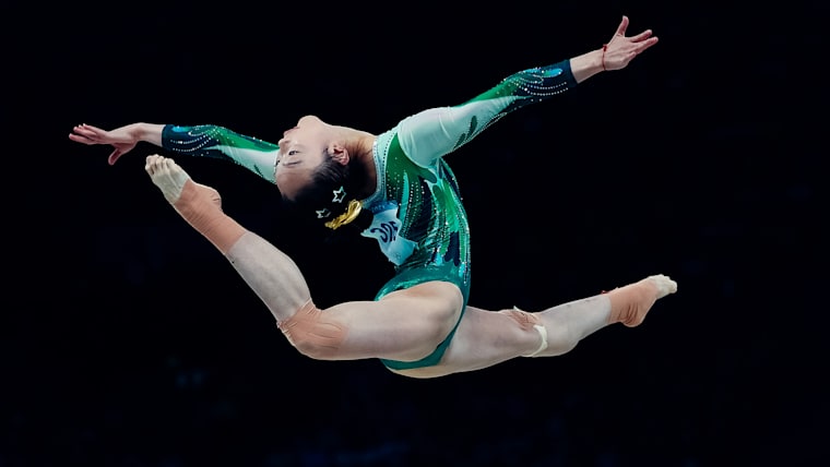 Zhou Yaqin of Team People's Republic of China competes