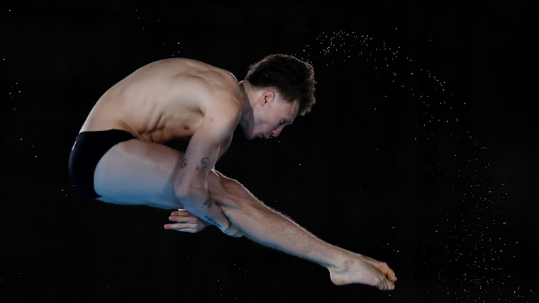 Noah Williams diving 