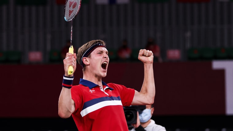 Viktor Axelsen books a spot at the finals of Tokyo 2020