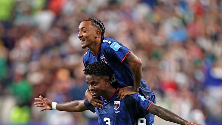 Diney Borges #3 and Dailon Livramento #19 of Cabo Verde celebrate after the 0-0 draw against Saudi Arabia during the FIFA World Cup 2026