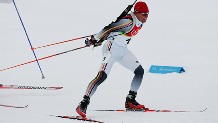 Greis étonne la Norvège avec un triplé en biathlon