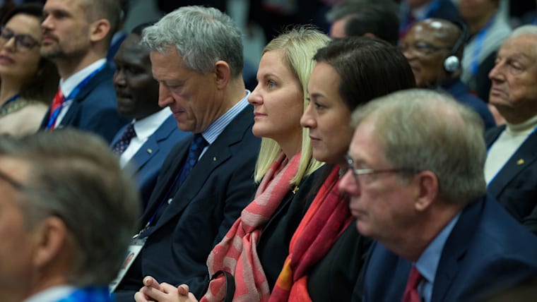 Kirsty Coventry élue à l'unanimité membre de la commission exécutive lors de la séance de clôture de la Session 