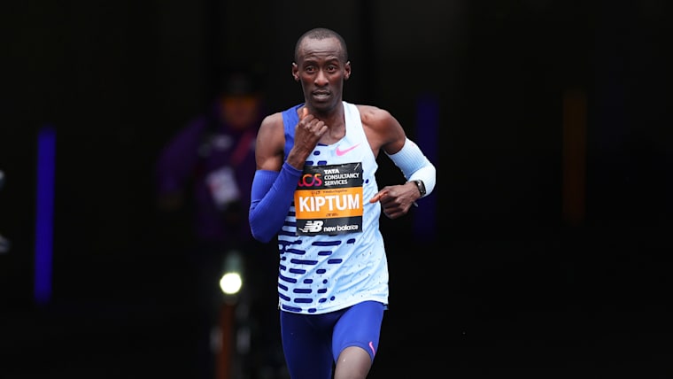 Maratona di Chicago 2023: Kelvin Kiptum batte il record del mondo di Eliud Kipchoge