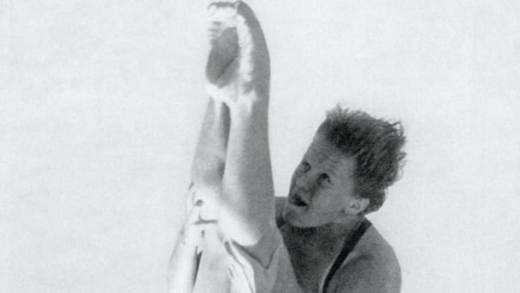 Unknown Krämer shocks the world with diving clean sweep