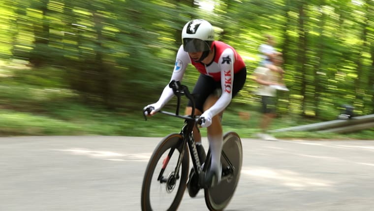 Marlen Reusser (SUI) competes in the women's individual time trial at the European Championships Munich 2022