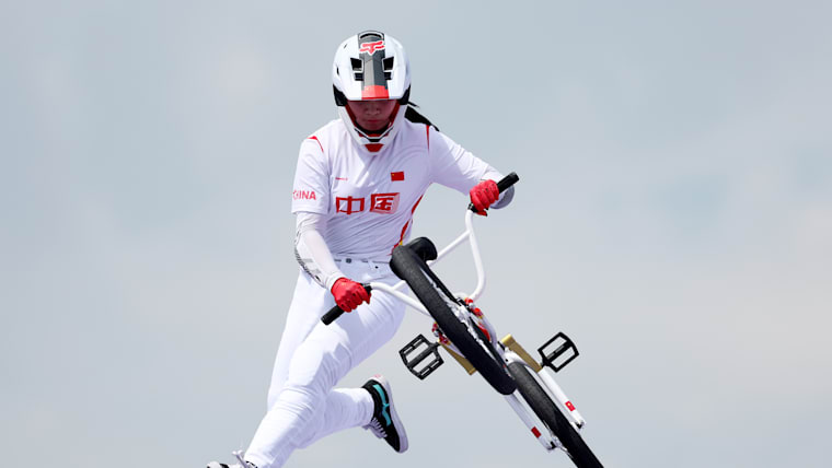 Deng Yawen of Team People's Republic of China