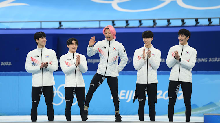 Kwak Yoongy's 'Dynamite' Dance during the 5000m relay victory ceremony