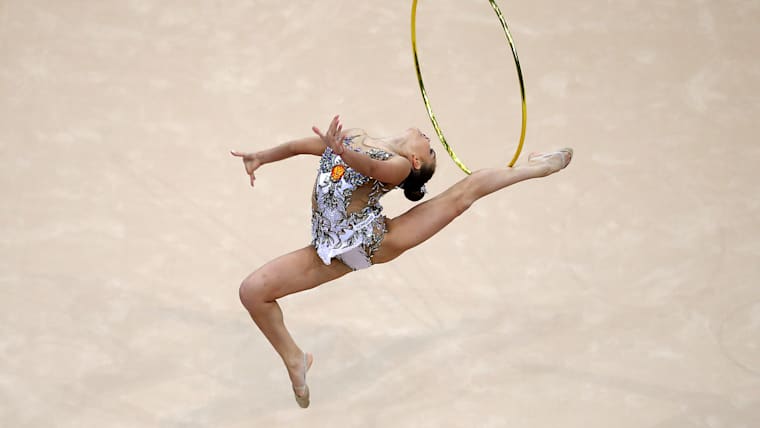 Dina Averina wins the allaround title at the 2019 European Games