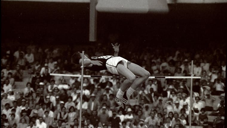Fosbury jumps backwards over the bar, in contrast to the front 'straddle' technique used until this point