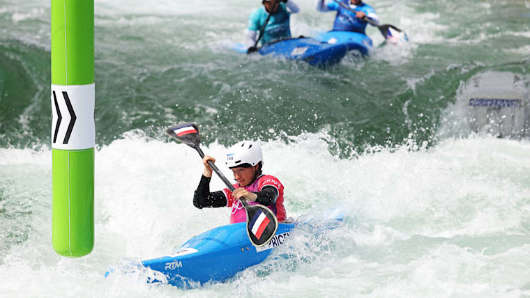 Camille Prigent kayak cross