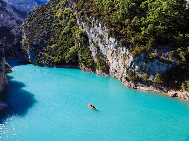 Plunging into the depths of Verdon