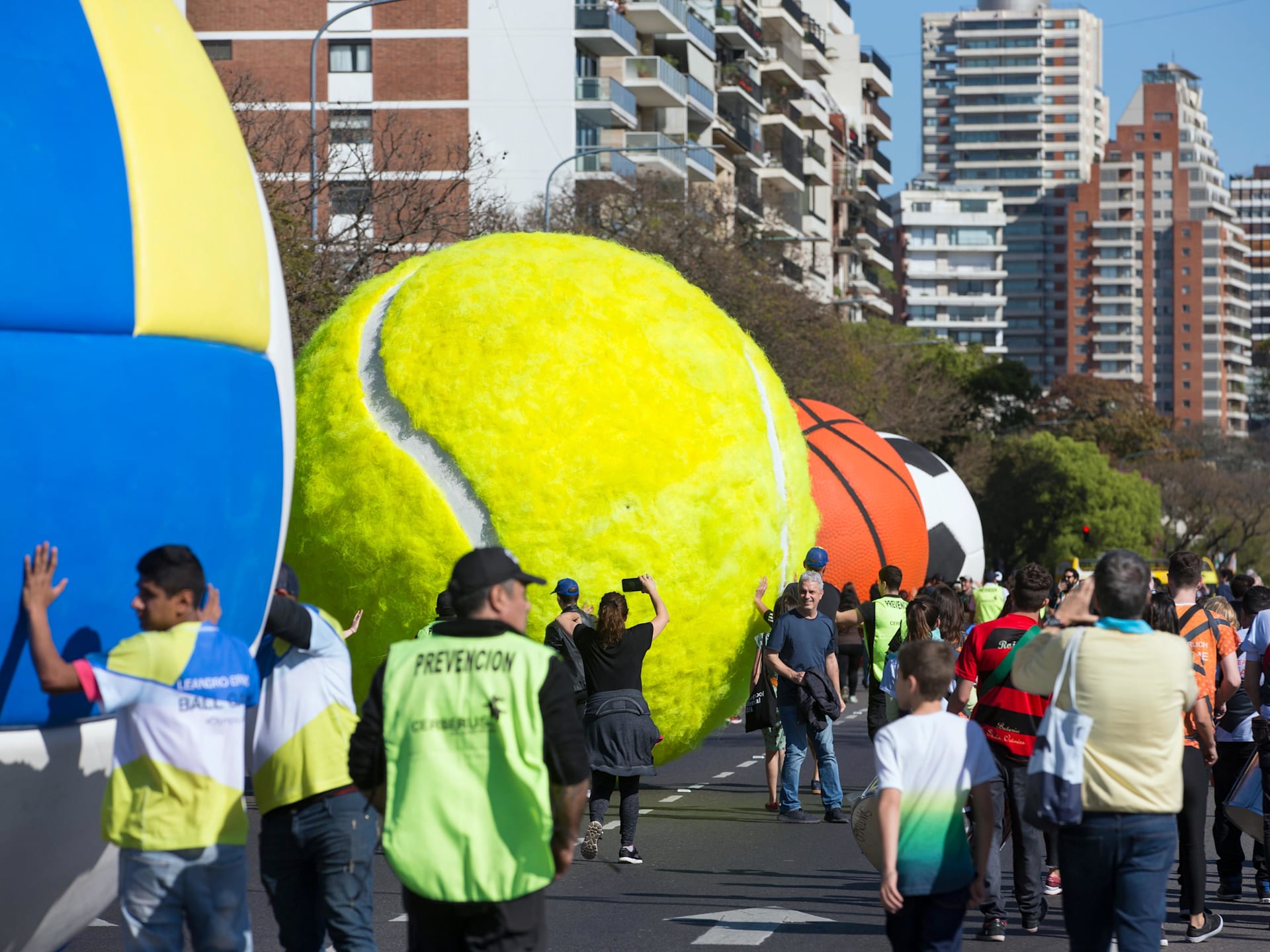 Leandro Erlich : Ball Game 2018 - Buenos Aires