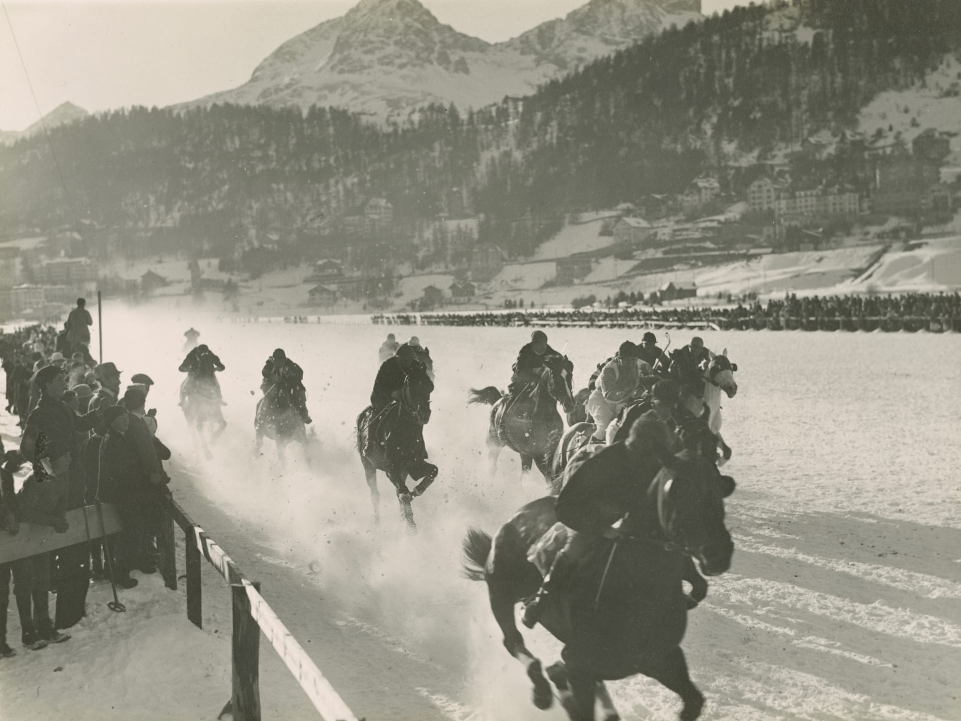 Agora Nostalgia 1928 St-Moritz