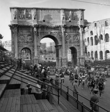 L'ouverture des Jeux Olympiques de 1960 au Stade Olympique de Rome