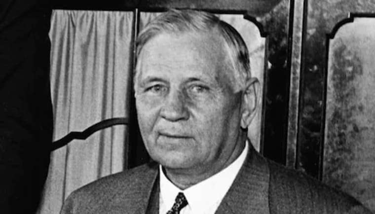 1946: J. Sigfrid Edström, fourth IOC President