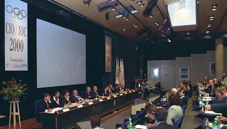 2000: The IOC 2000 Commission