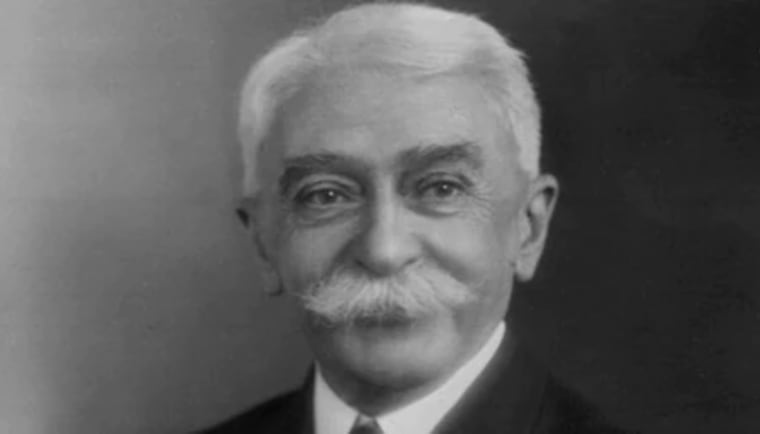 1896: Pierre de Coubertin, second IOC President