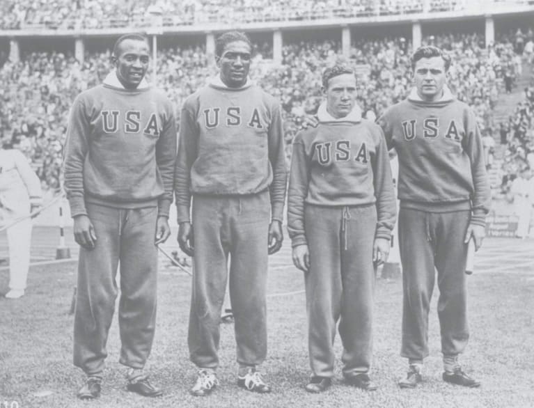 Jesse Owens immortalized by his forth gold medal - Olympic News
